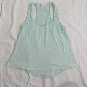⭐ Sea foam green racerback with lace like back med